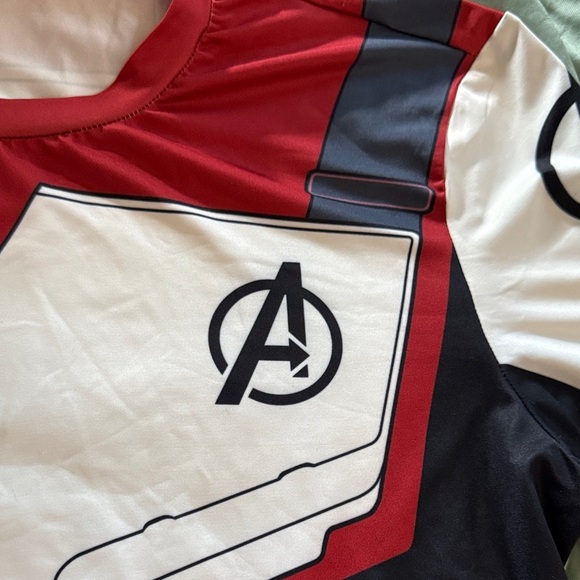 Avengers Themed T-Shirt - Picture 2 of 4